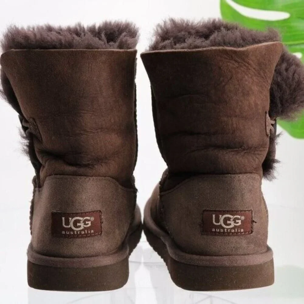 UGG Womens Bailey Button Short Boot Size 5 Brown Suede Sherpa Shearling Fury‎